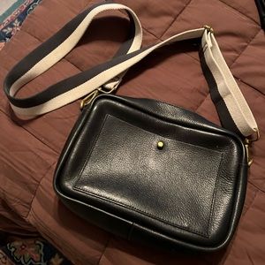 Madewell Transport crossbody camera bag